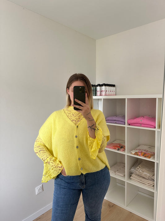 GILET SANS MANCHES EN MOHAIR JAUNE